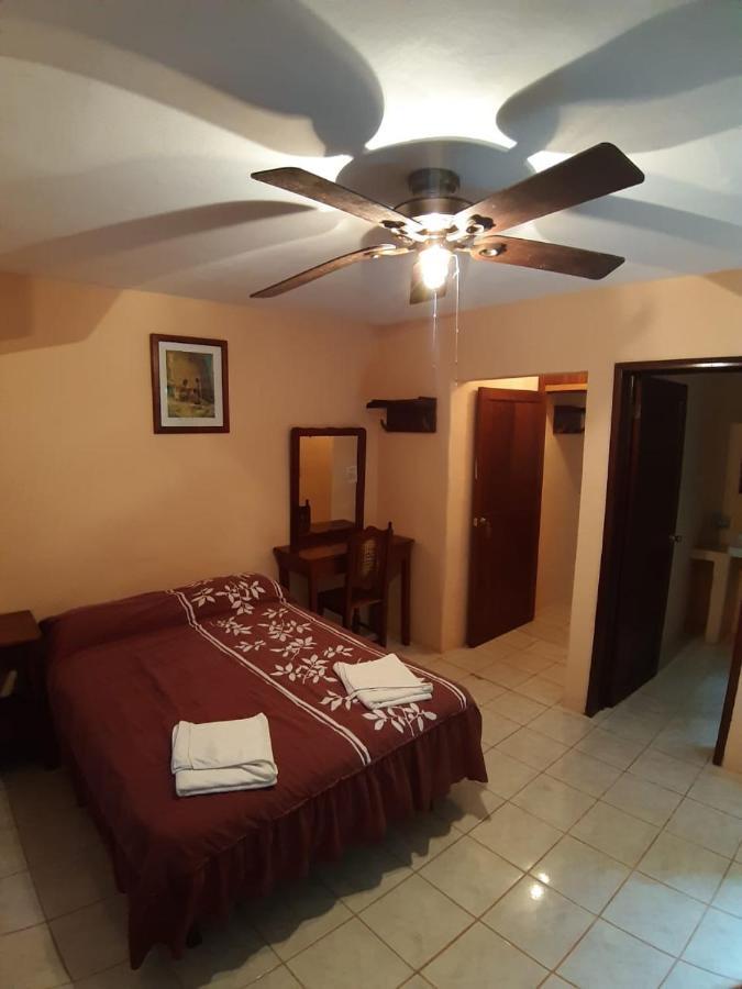 Hotel Cabanas Margarita & Ed Palenque Extérieur photo